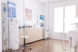 entreprise specialisee vitrophanie cabinet medical