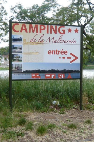 Signalétique Camping bi mâts directionnel