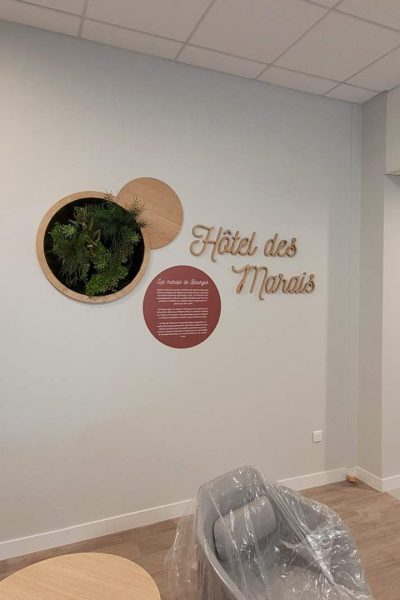 Signalétique décorative hôtel