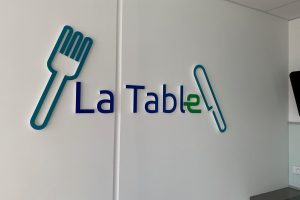 signaletique decorative murale